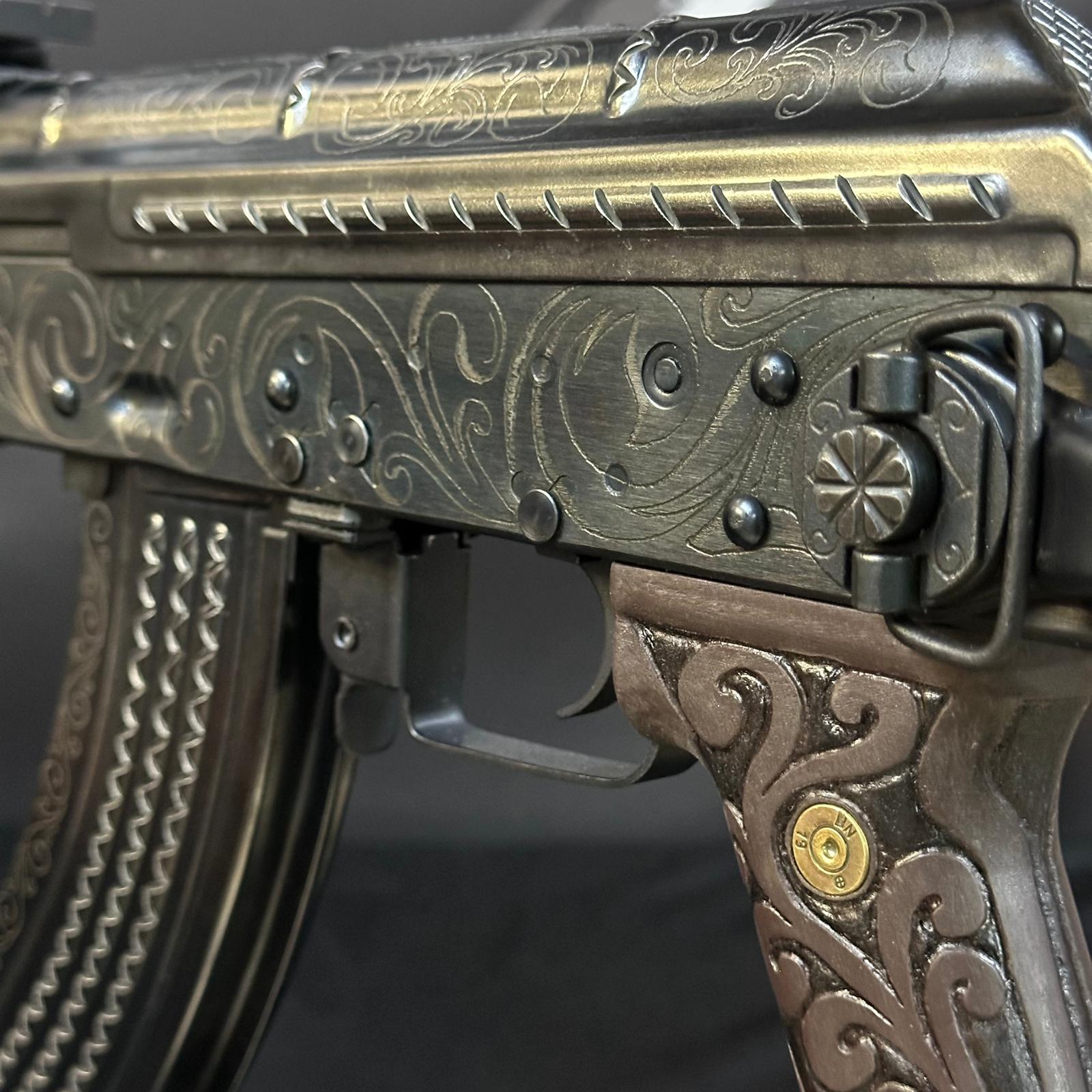 Cuerpo general detrás